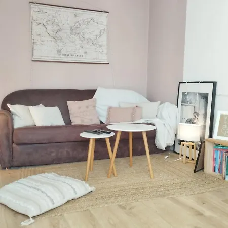 Cosy Proche Mer Apartment *
